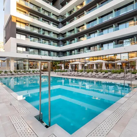Port & Hotel 4*