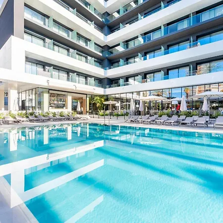 Port & Hotel 4*